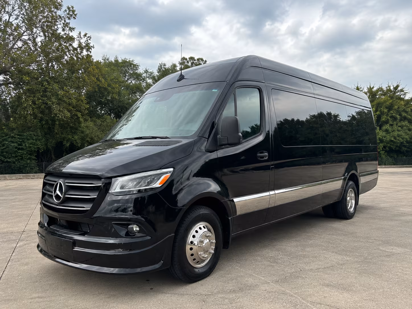 irving efficient and timely transportation for irving weddings