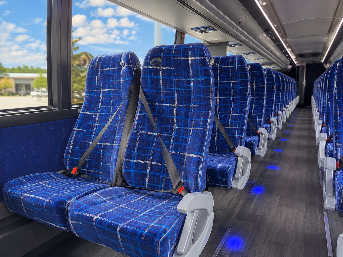 lufkin bus rentals