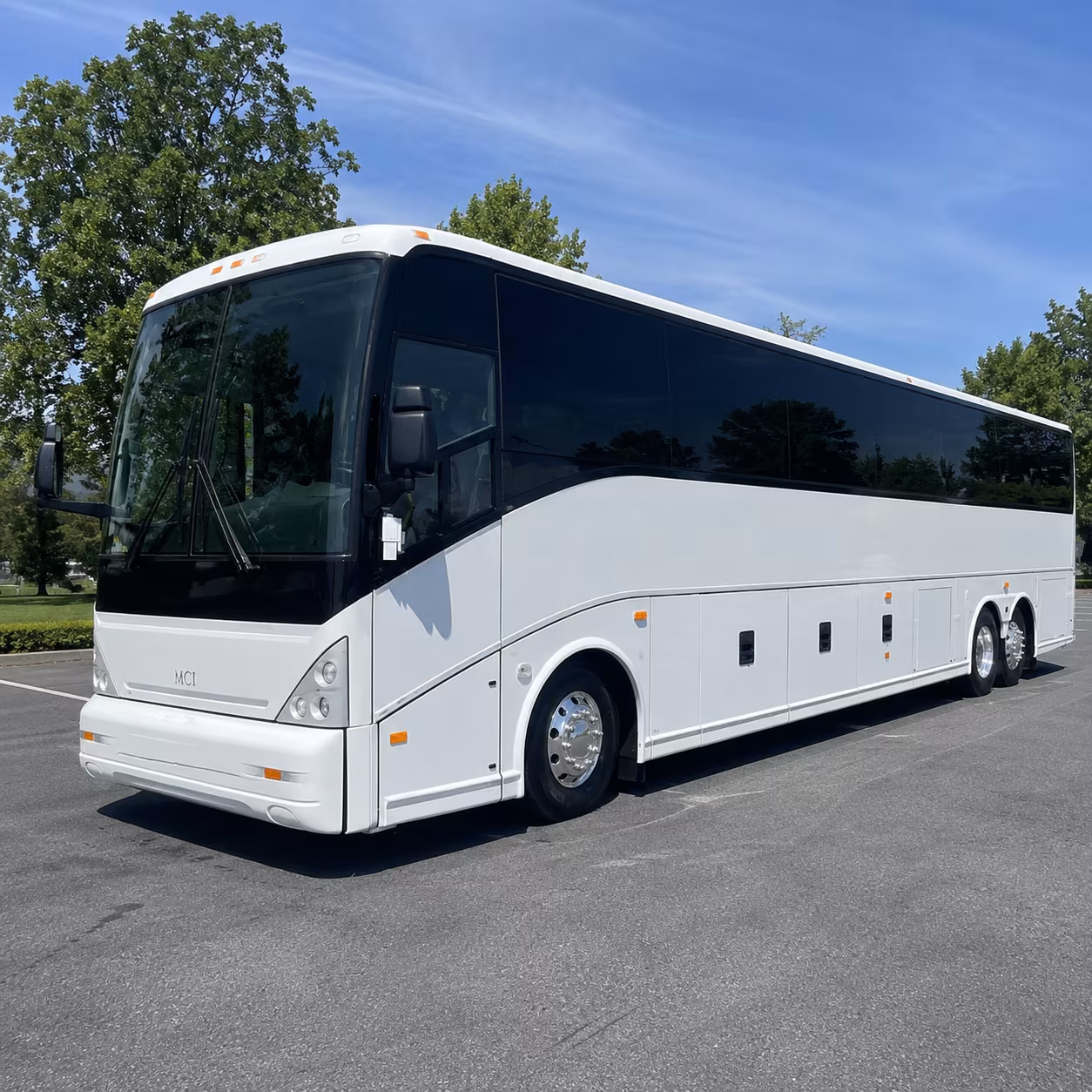 shreveport bring your team and fan group to the game in one charter bus