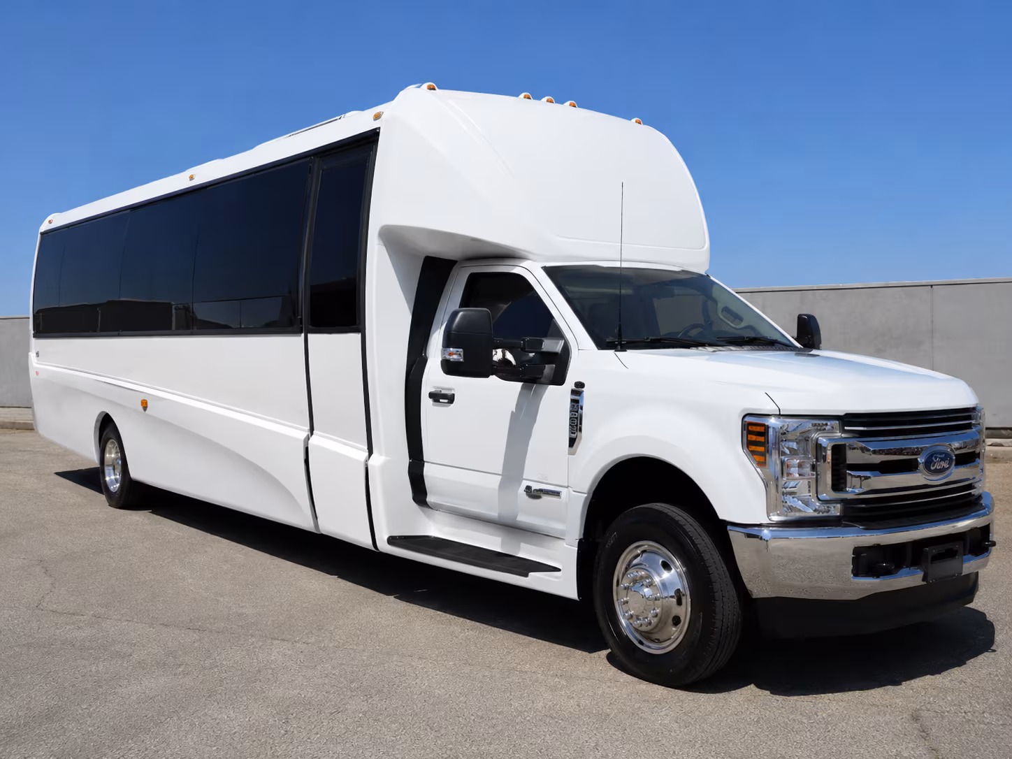shreveport corporate shuttle bus rentals in shreveport