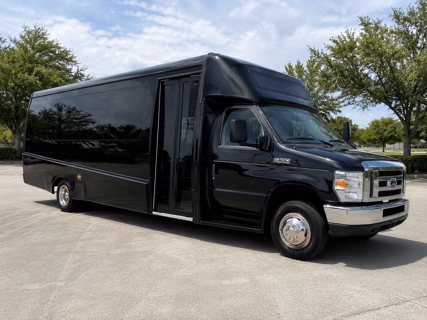 texarkana easy texarkana wedding shuttle bus rentals
