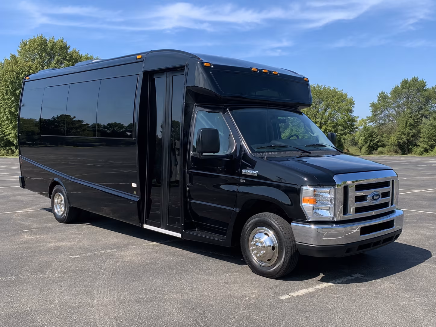 tyler concert bus rentals for groups and fans