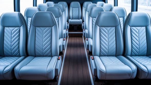 15 passenger minibus interior garland