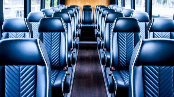 15 passenger minibus rental dallas